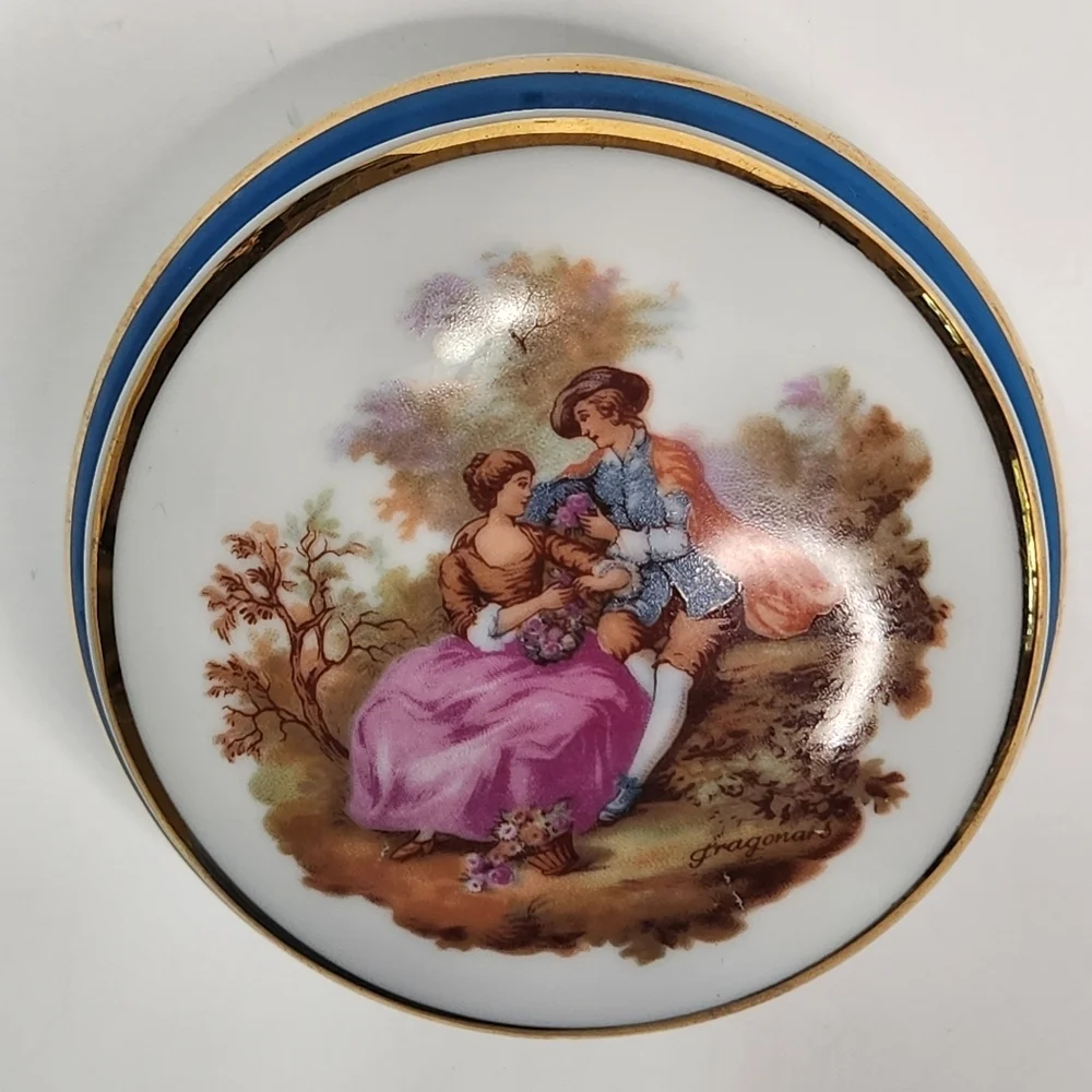 Vtg Limoges Porcelain Trinket Box Victorian Couple France Fragonard Romantic